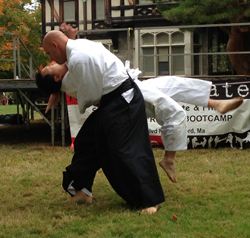 Sinclair Shihan teaching an event at the Japanese Festival